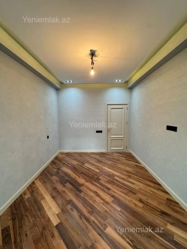 Satılır 2 otaqlı yeni tikili 71 m²
