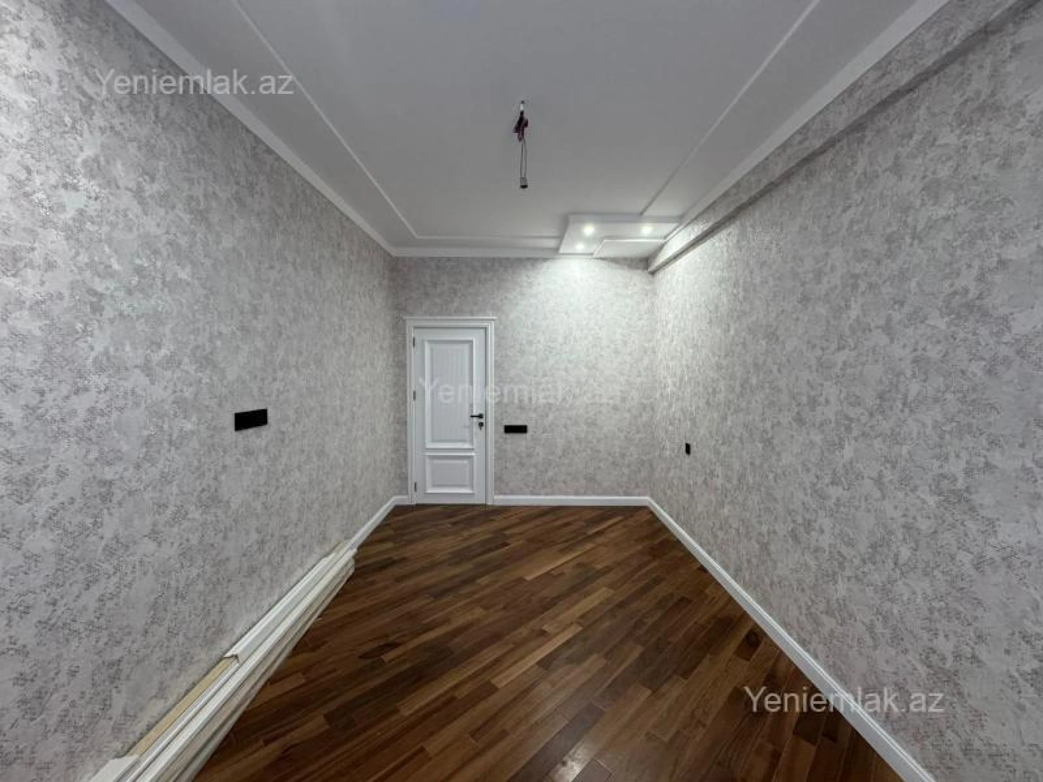 Satılır 3 otaqlı yeni tikili 137 m²