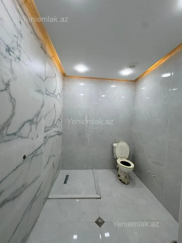 Satılır 3 otaqlı yeni tikili 137 m²