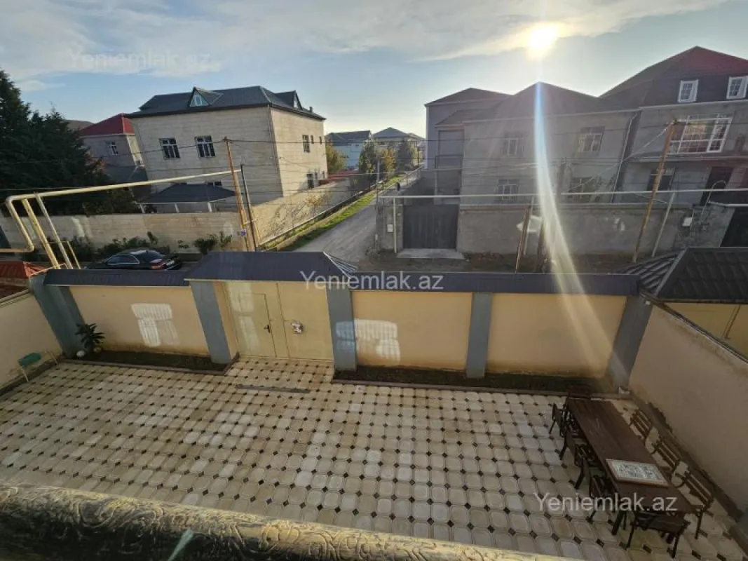 Satılır 4 otaqlı həyət evi 160 m²