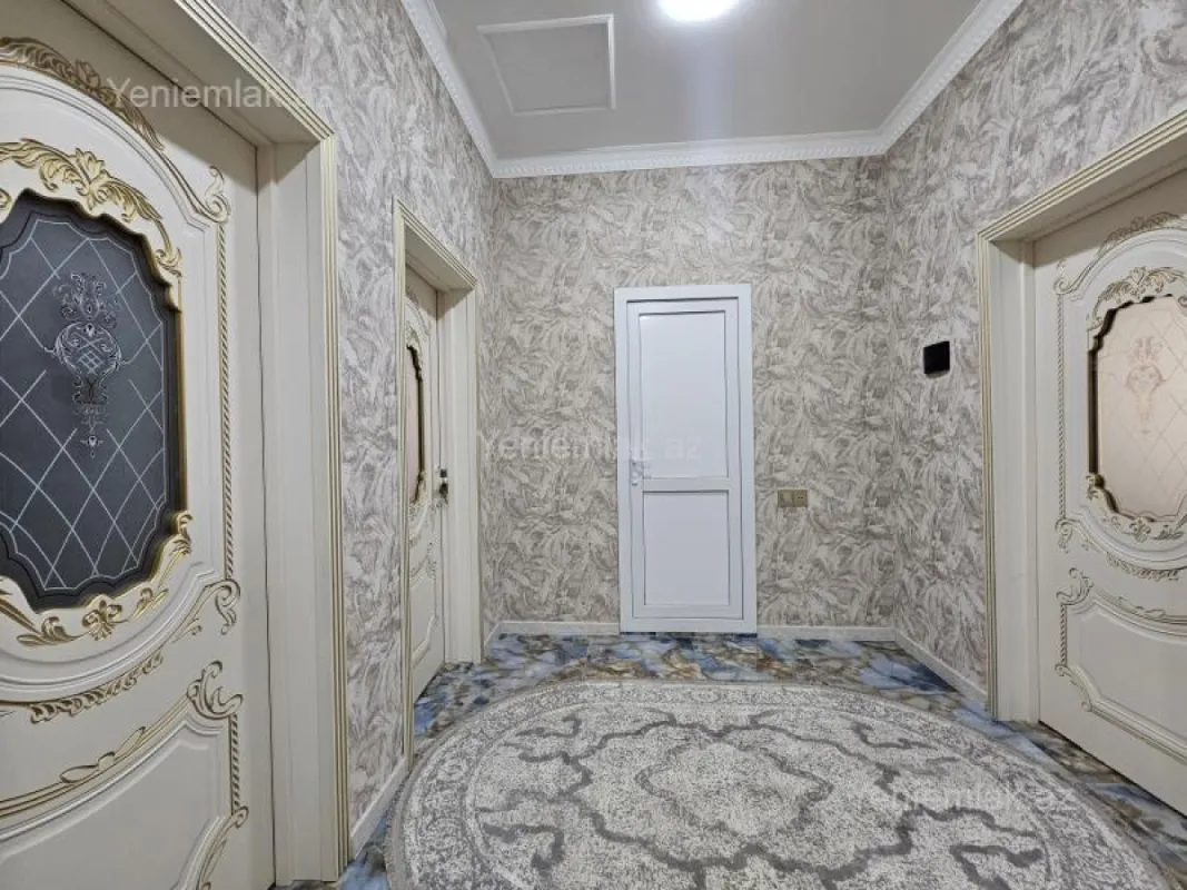 Satılır 4 otaqlı həyət evi 160 m²