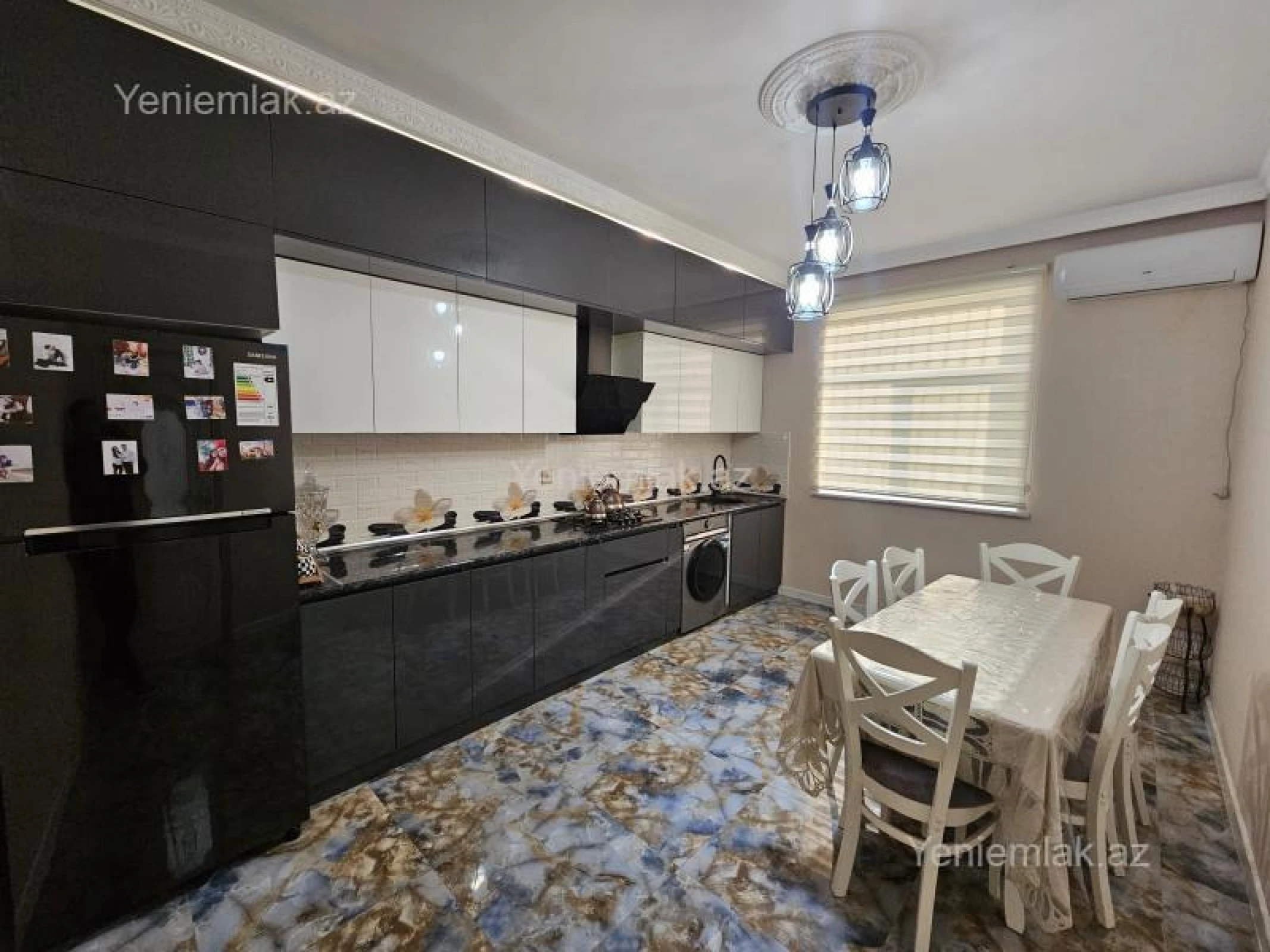 Satılır 4 otaqlı həyət evi 160 m²