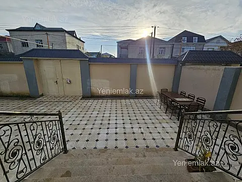 Satılır 4 otaqlı həyət evi 160 m²