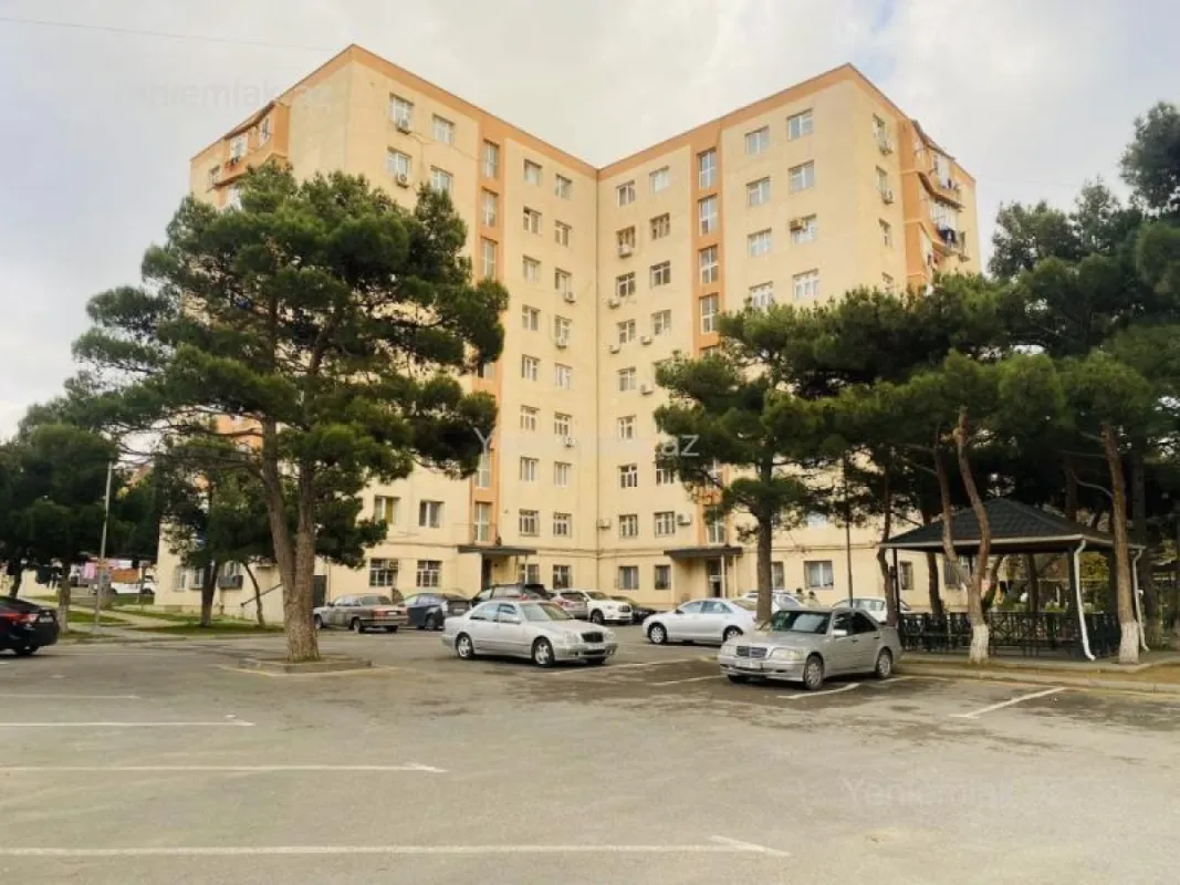 Satılır 2 otaqlı köhnə tikili 60 m²