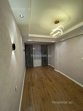 Satılır 3 otaqlı yeni tikili 130 m²