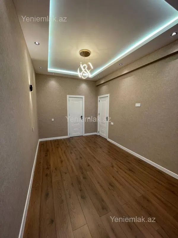 Satılır 3 otaqlı yeni tikili 130 m²