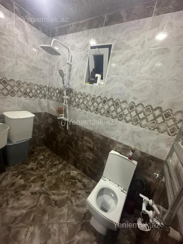 Satılır 4 otaqlı həyət evi 150 m²