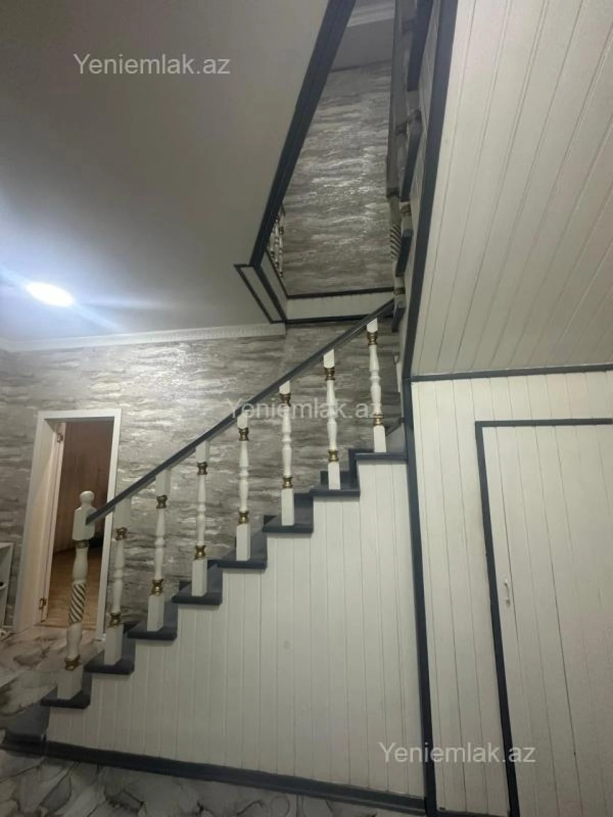 Satılır 4 otaqlı həyət evi 150 m²