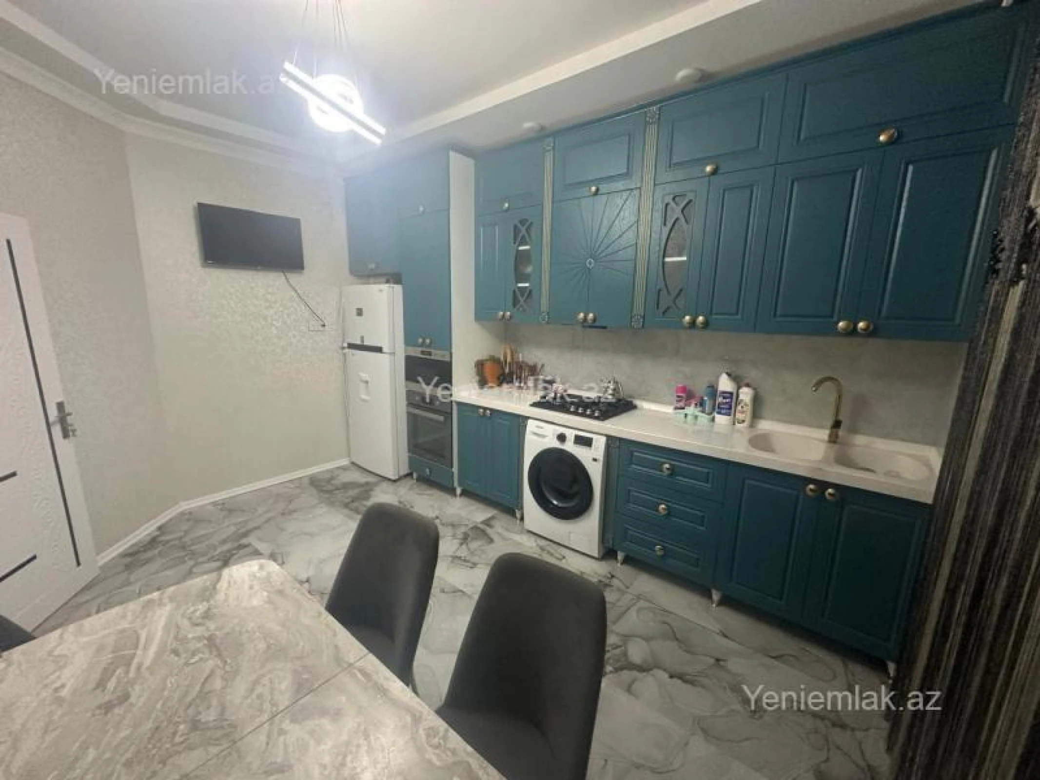 Satılır 4 otaqlı həyət evi 150 m²