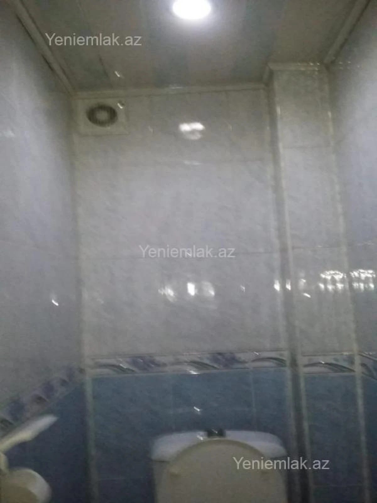 Satılır 2 otaqlı köhnə tikili 64 m²