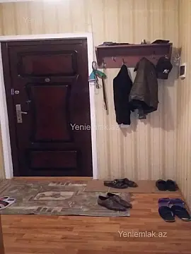 Satılır 2 otaqlı köhnə tikili 64 m²
