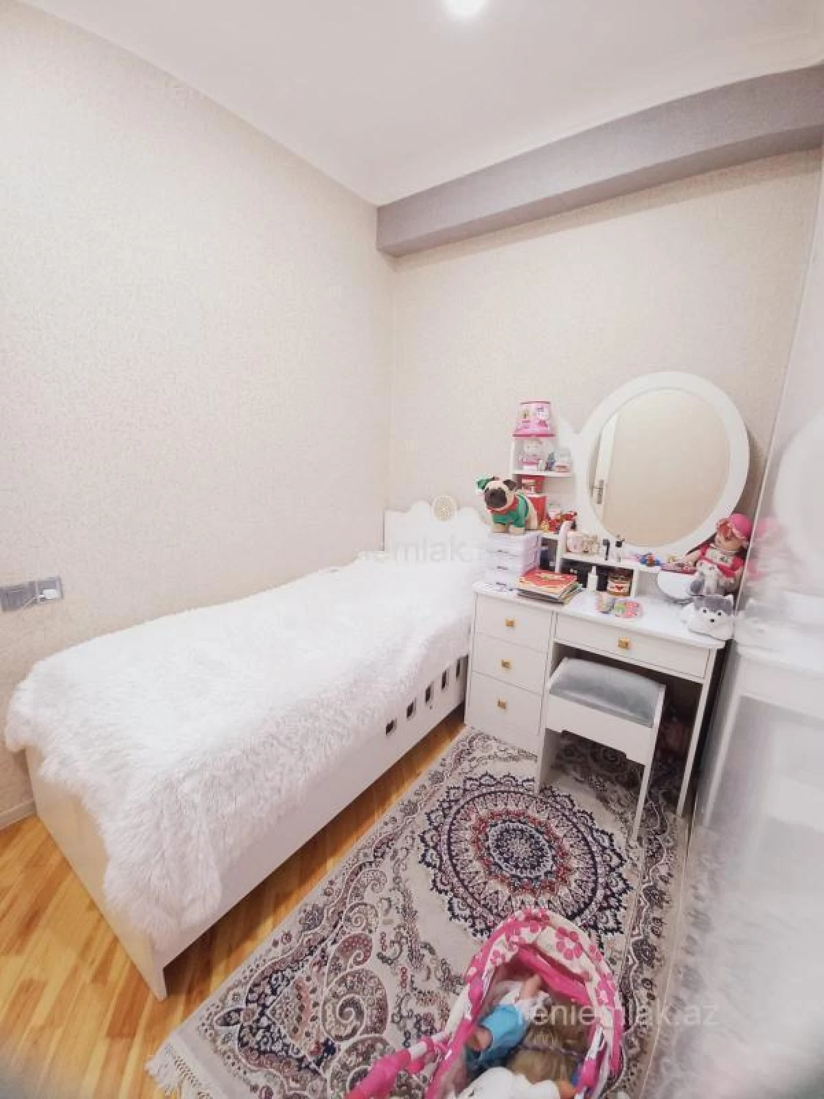Satılır 3 otaqlı yeni tikili 120 m²