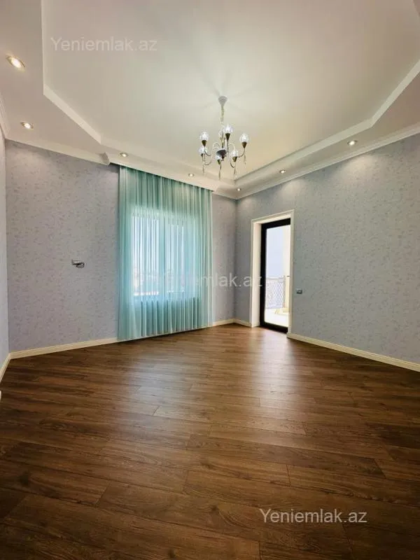 Satılır 6 otaqlı həyət evi 350 m²