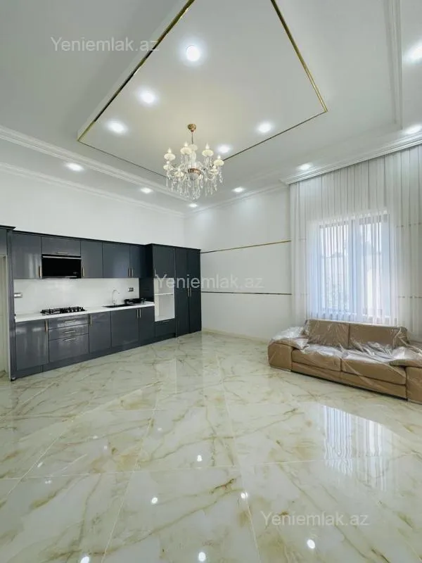 Satılır 6 otaqlı həyət evi 350 m²