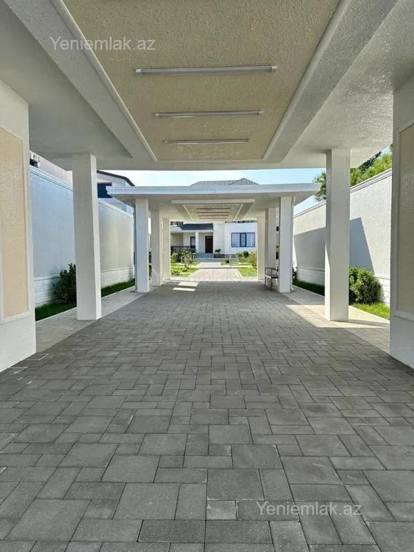 Satılır 6 otaqlı həyət evi 350 m²