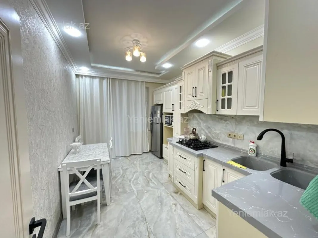 Satılır 2 otaqlı yeni tikili 90 m²