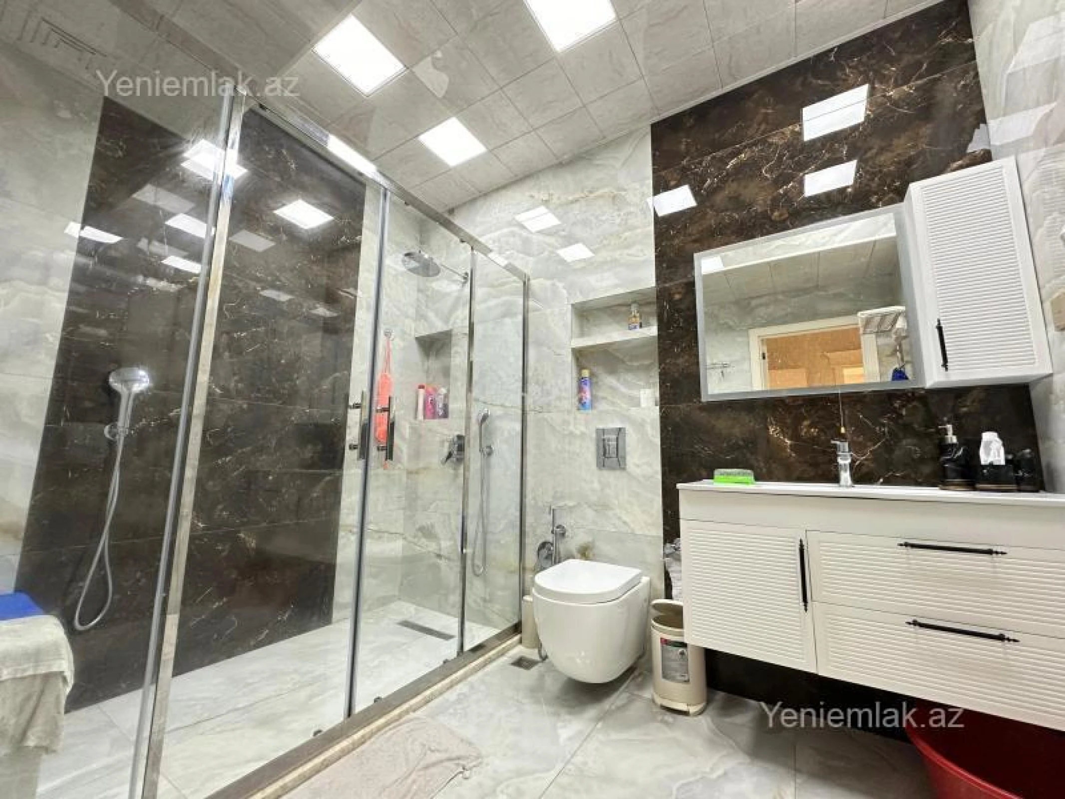 Satılır 2 otaqlı yeni tikili 90 m²