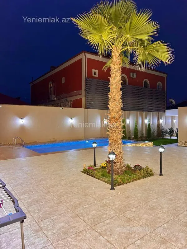 Satılır 5 otaqlı həyət evi 250 m²