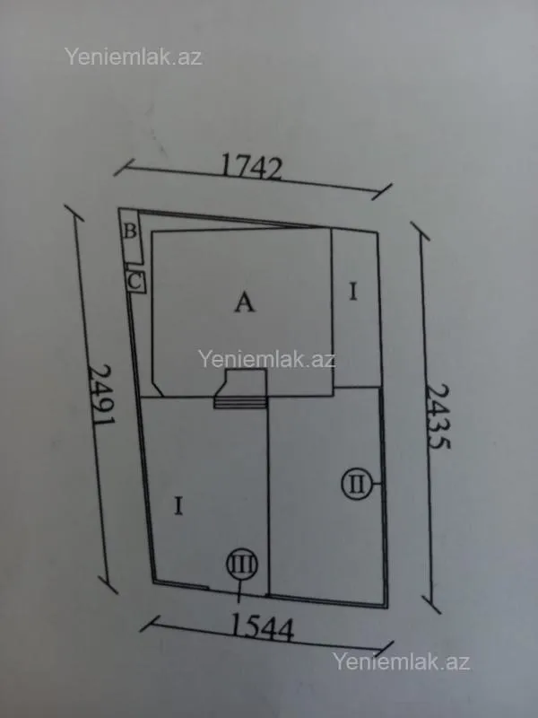 Satılır 6 otaqlı həyət evi 400 m²