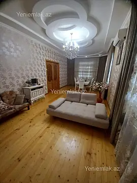 Satılır 6 otaqlı həyət evi 400 m²