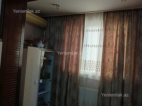 Satılır 2 otaqlı köhnə tikili 55 m²