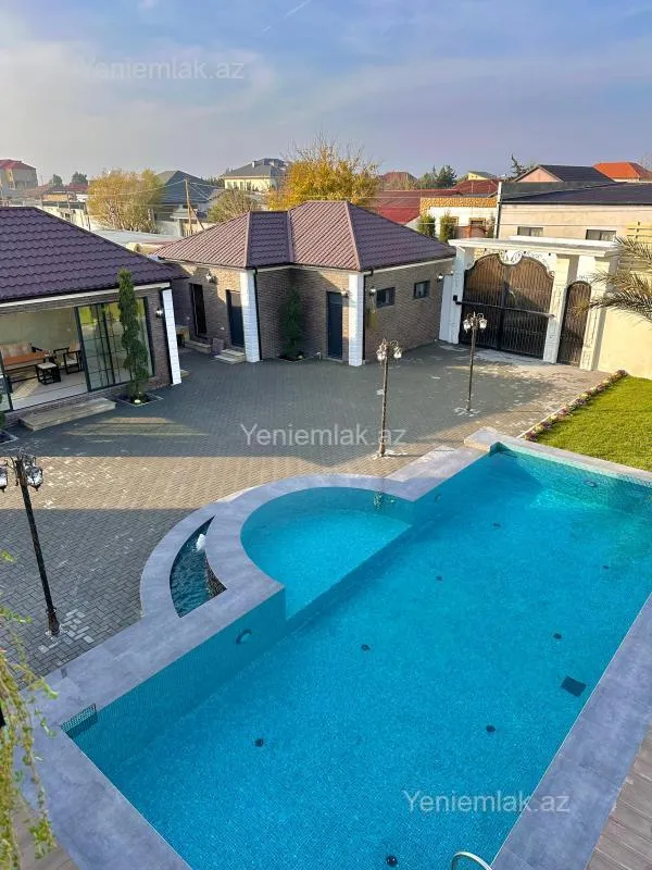 Satılır 5 otaqlı həyət evi 460 m²