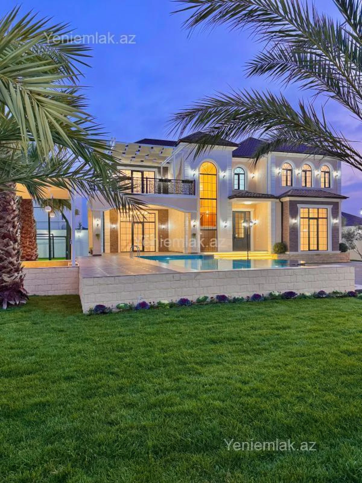 Satılır 5 otaqlı həyət evi 460 m²