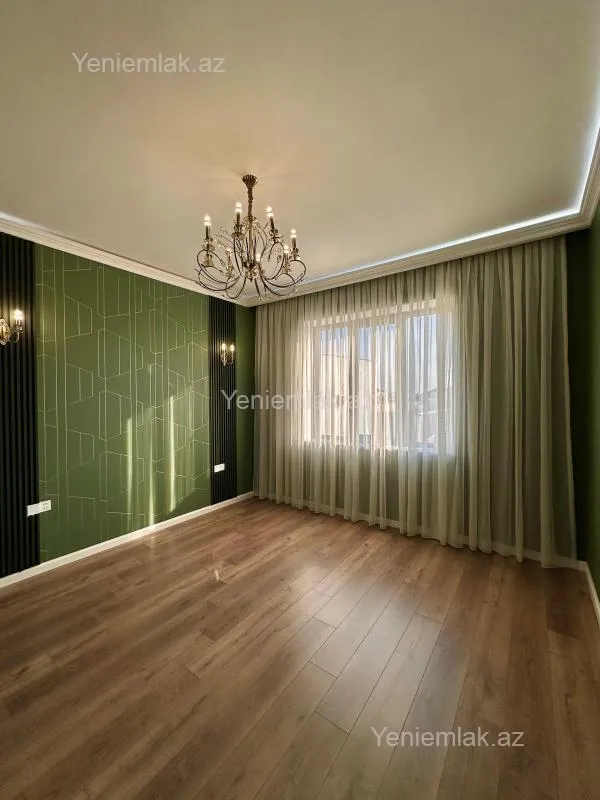 Satılır 5 otaqlı həyət evi 460 m²