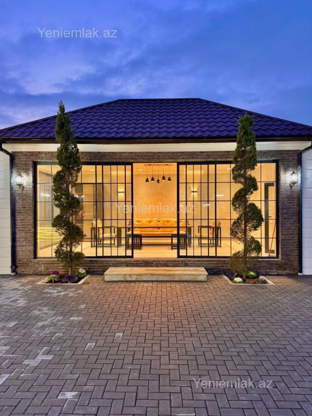 Satılır 5 otaqlı həyət evi 460 m²