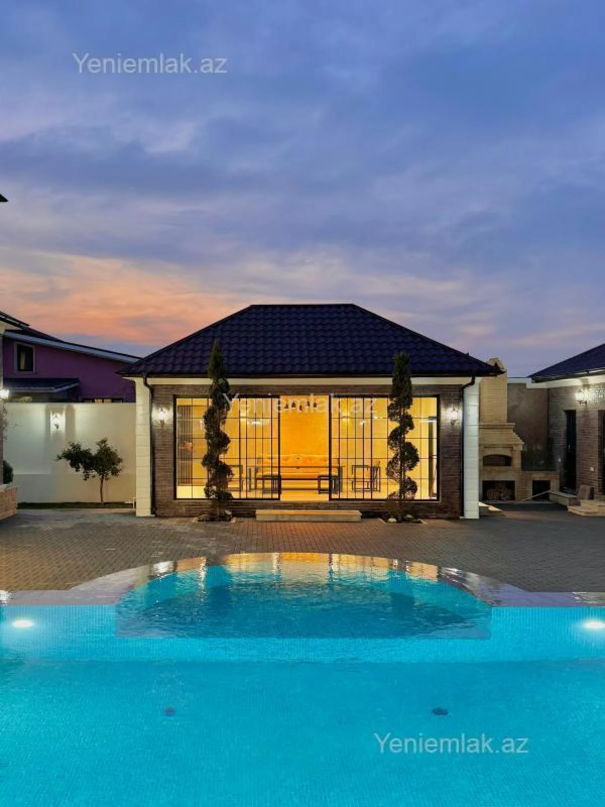 Satılır 5 otaqlı həyət evi 460 m²