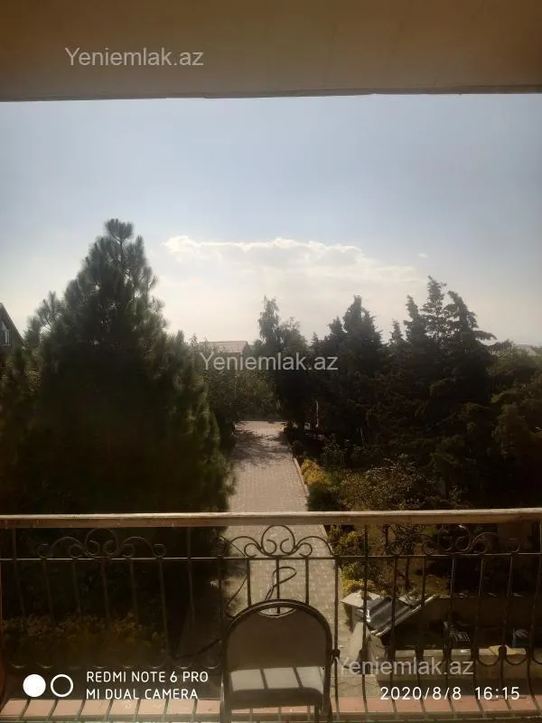 Satılır 6 otaqlı həyət evi 340 m²
