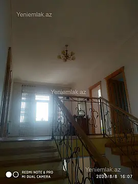 Satılır 6 otaqlı həyət evi 340 m²