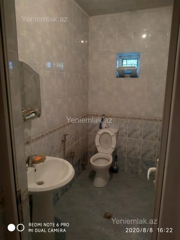 Satılır 6 otaqlı həyət evi 340 m²