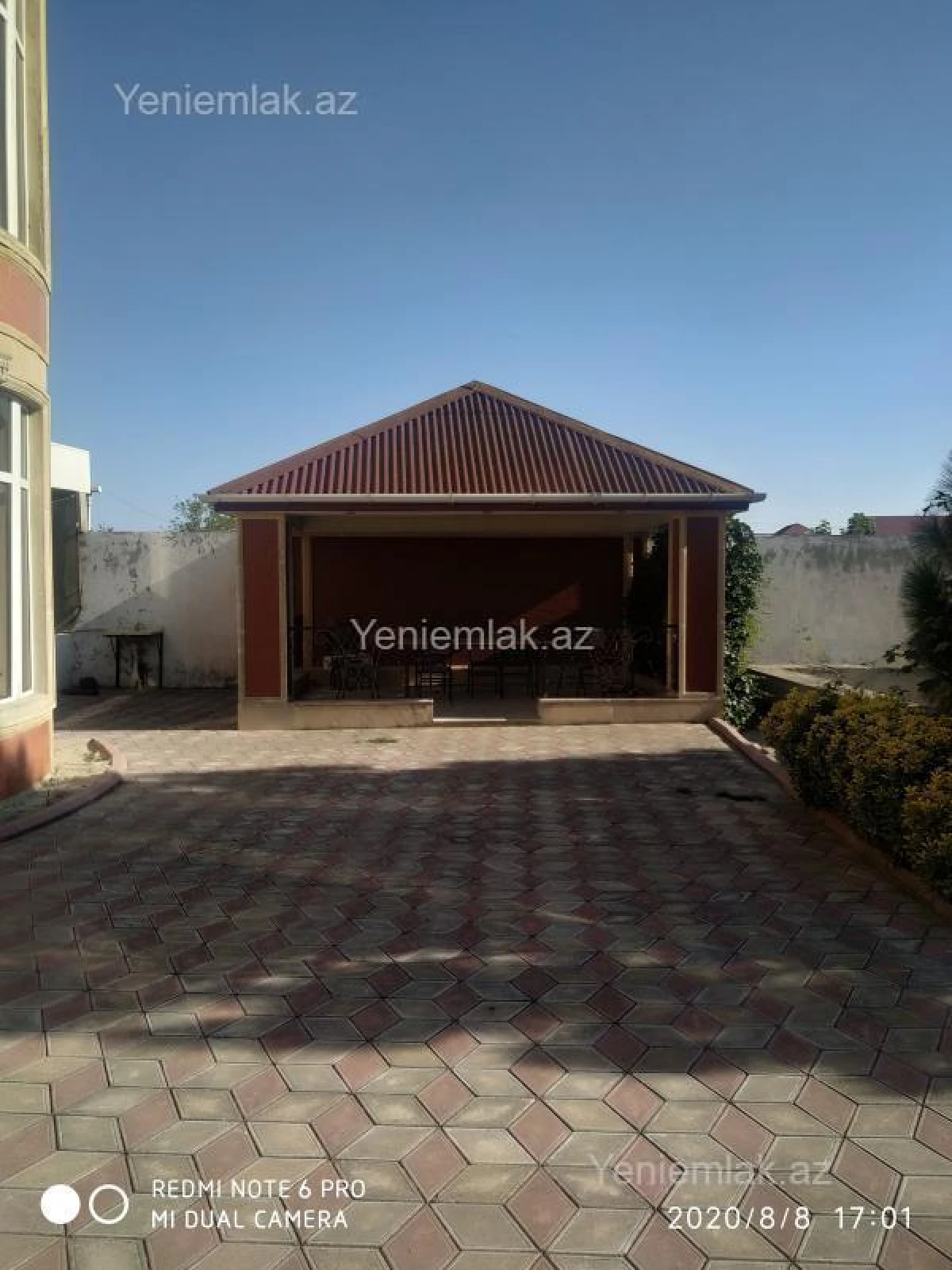 Satılır 6 otaqlı həyət evi 340 m²