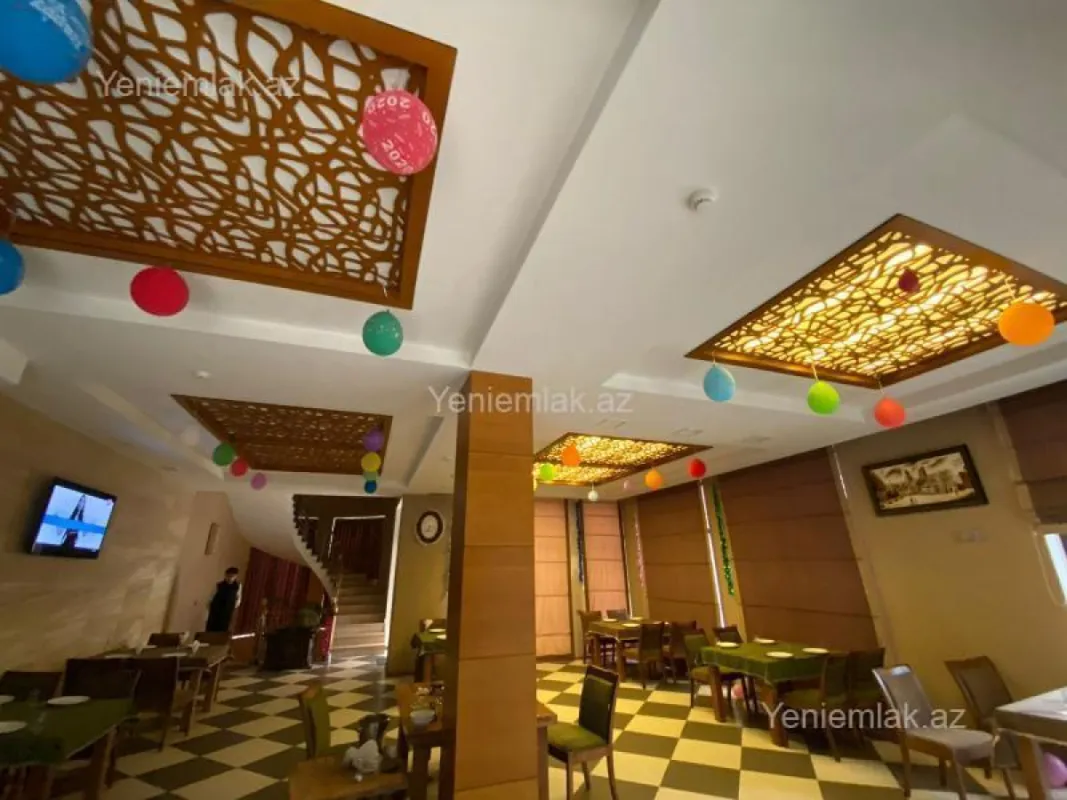 Satılır 10 otaqlı obyekt 600 m²