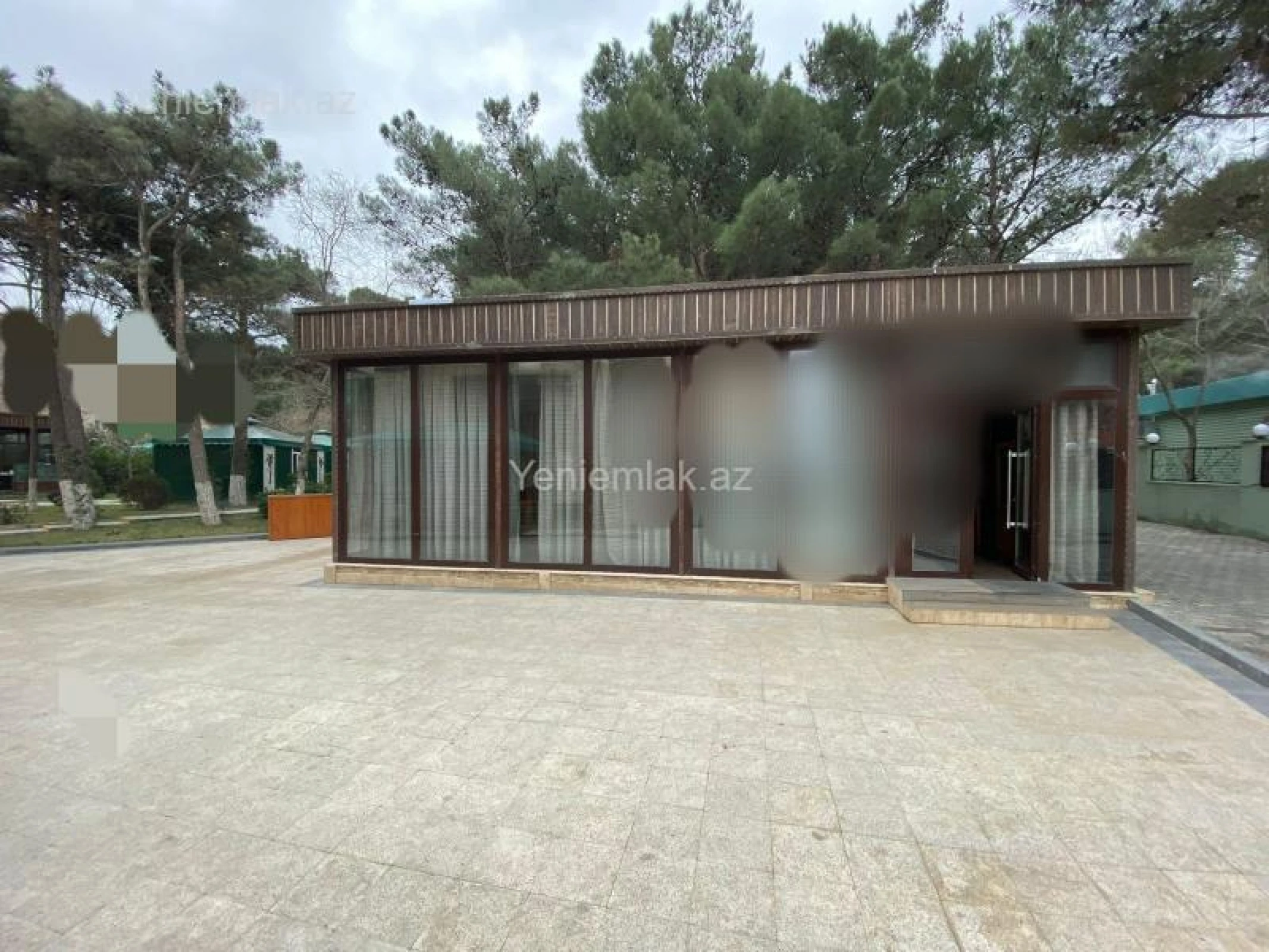 Satılır 10 otaqlı obyekt 600 m²