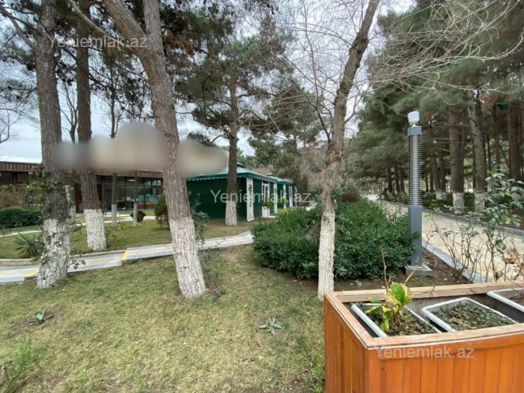 Satılır 10 otaqlı obyekt 600 m²