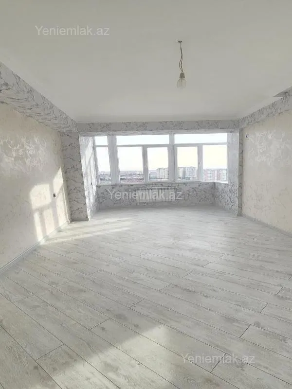 Satılır 3 otaqlı yeni tikili 137 m²