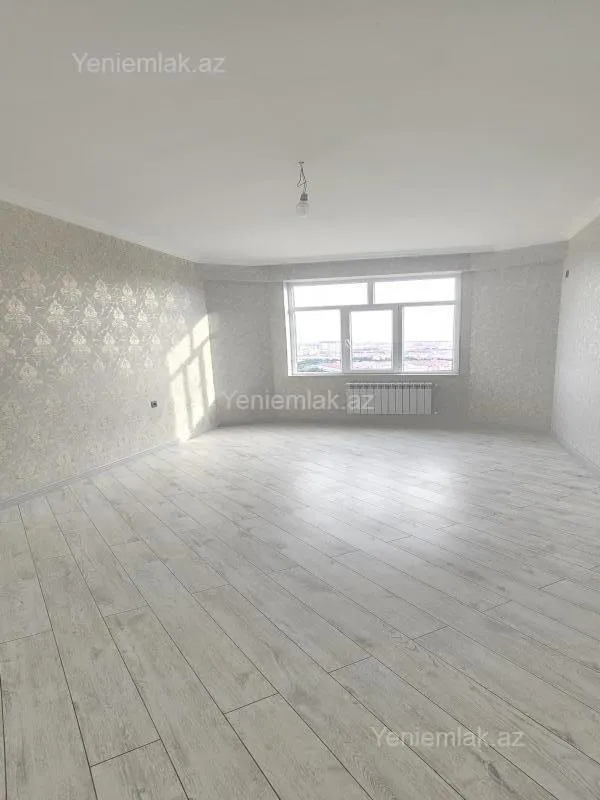 Satılır 3 otaqlı yeni tikili 137 m²
