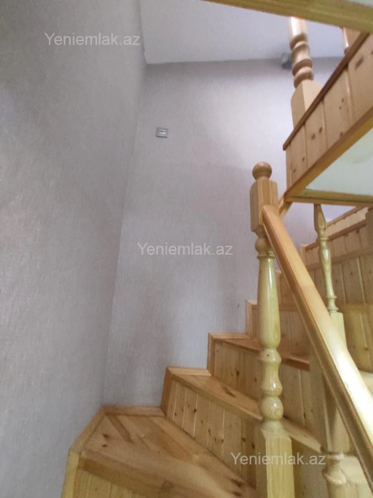 Satılır 2 otaqlı yeni tikili 68 m²