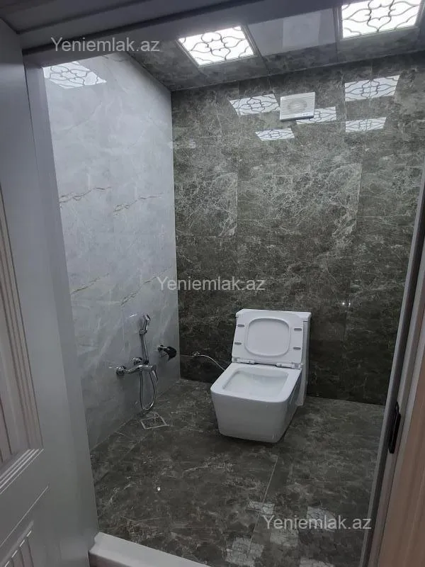 Satılır 3 otaqlı yeni tikili 137 m²
