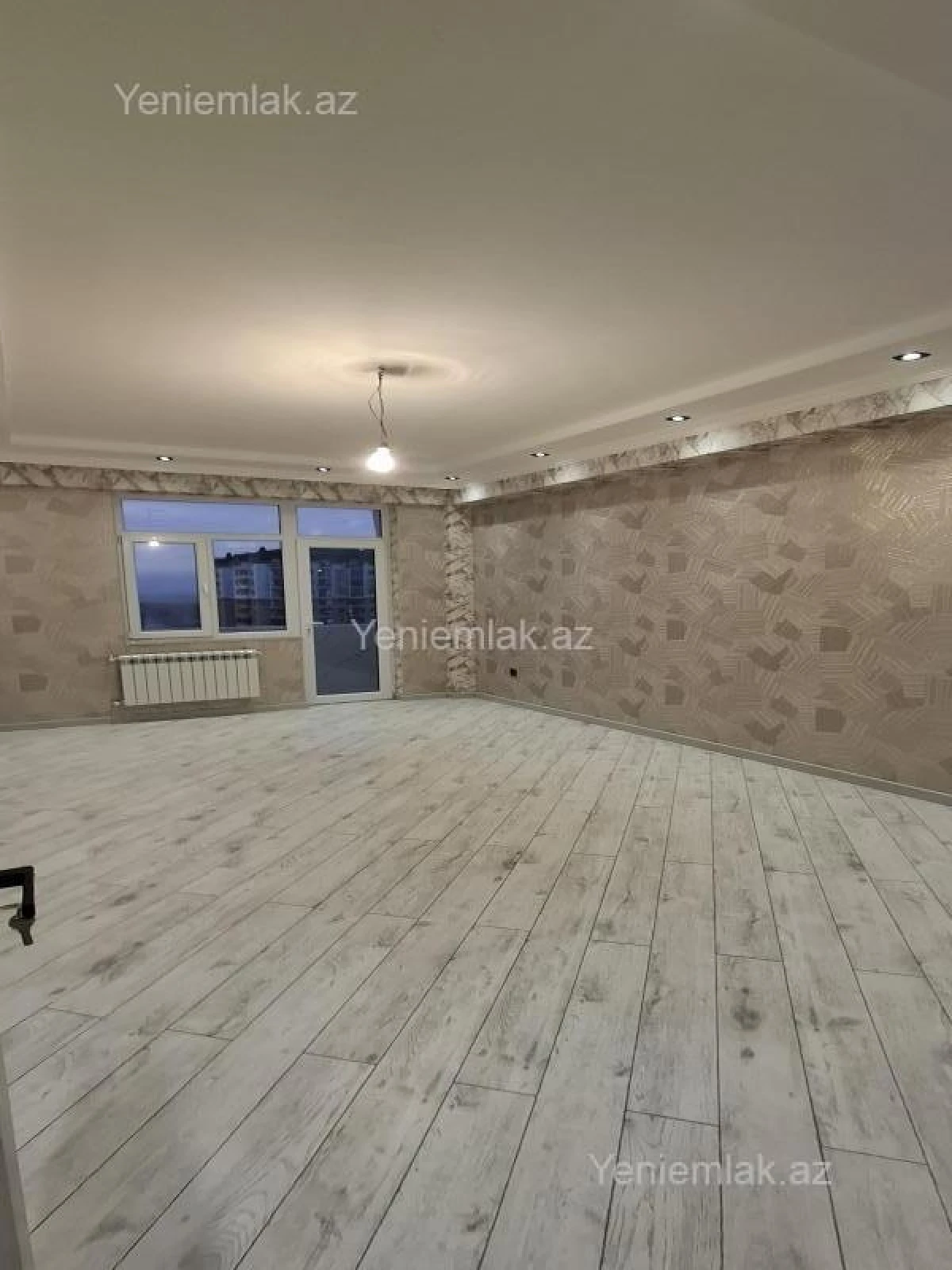 Satılır 3 otaqlı yeni tikili 137 m²