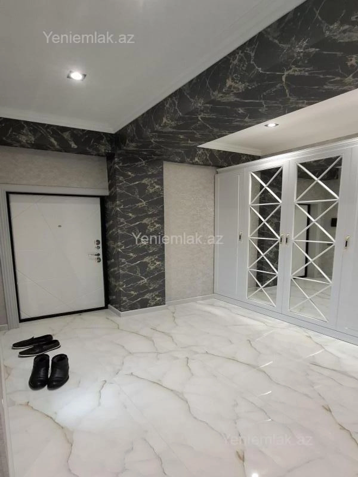 Satılır 3 otaqlı yeni tikili 137 m²