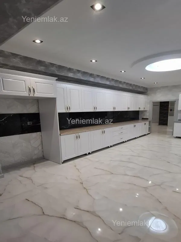 Satılır 3 otaqlı yeni tikili 137 m²