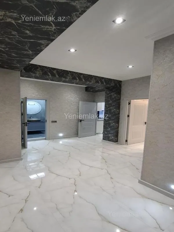 Satılır 3 otaqlı yeni tikili 137 m²