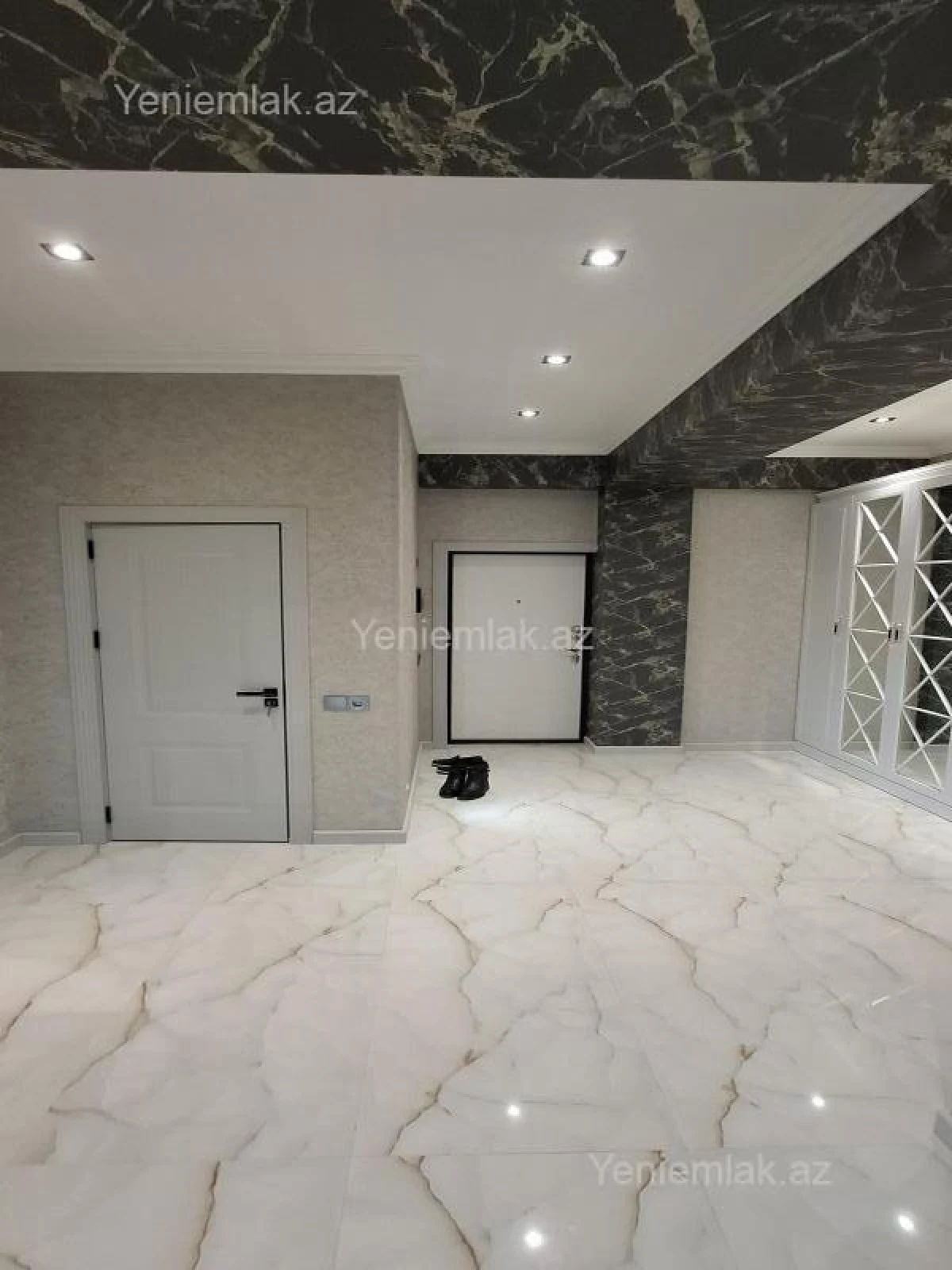 Satılır 3 otaqlı yeni tikili 137 m²