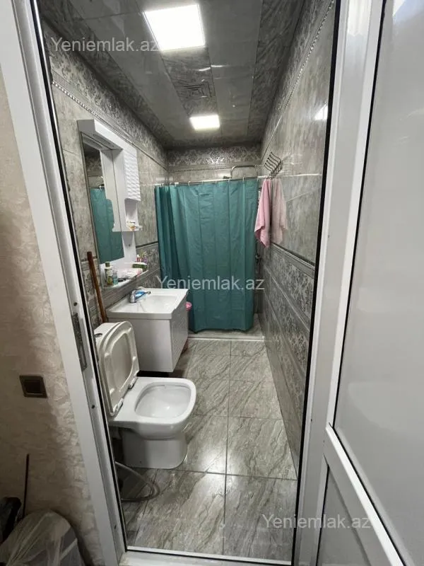 Satılır 2 otaqlı yeni tikili 60 m²