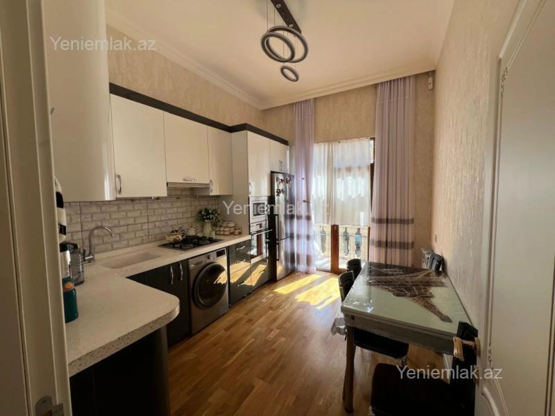 Satılır 3 otaqlı yeni tikili 100 m²