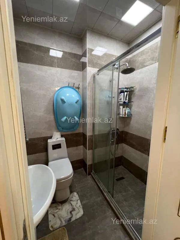 Satılır 3 otaqlı yeni tikili 100 m²