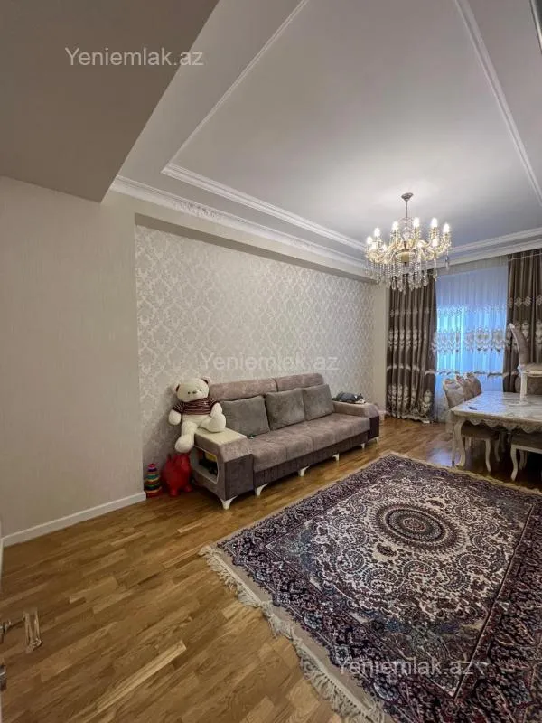 Satılır 3 otaqlı yeni tikili 100 m²